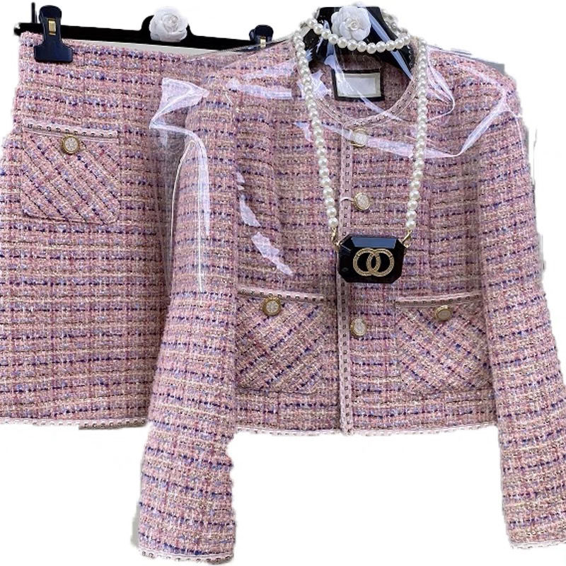Traje Y2K fragante de Tweed Vi - Jack Winter Clothing reseña y precio